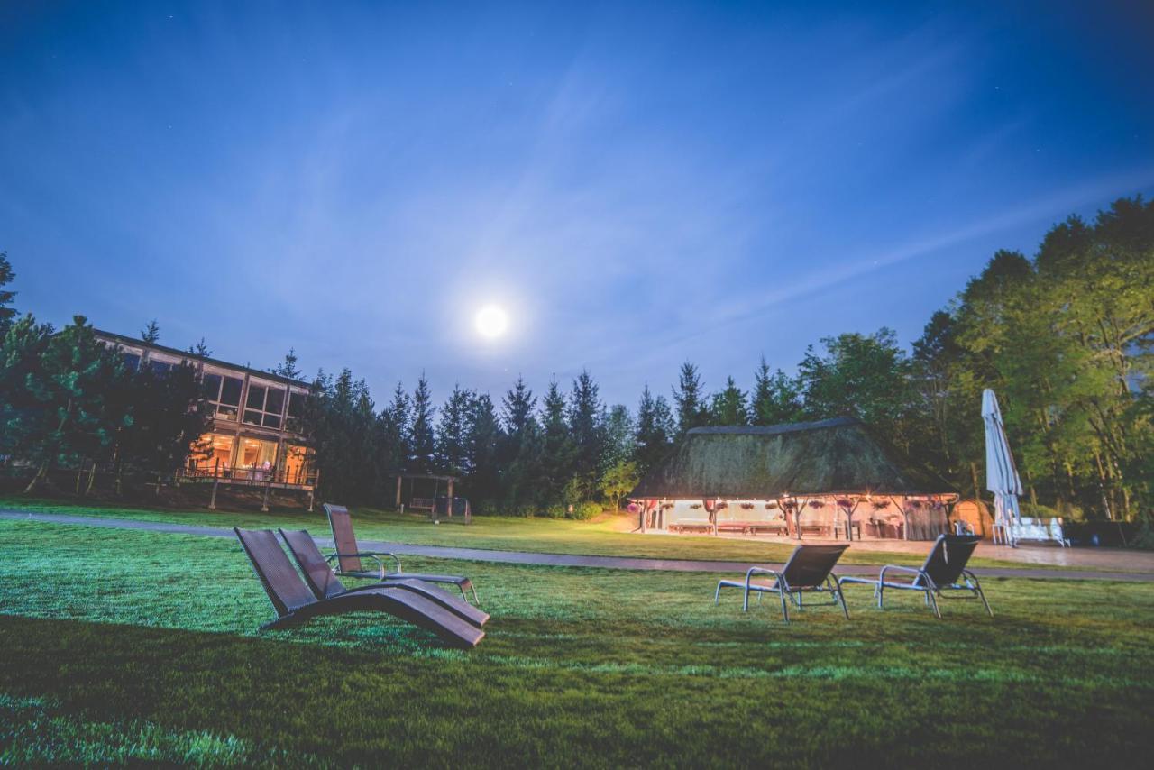 Dom Wypoczynkowy "Pod Strzecha" W Giewartowie Exterior foto